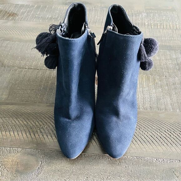 Zara Navy Suede Pom Pom Heeled Chic Minimalist Booties Women’s Size 9.5 - Picture 3 of 10